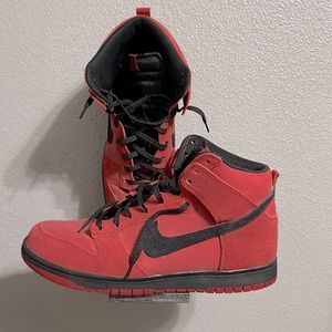 Nike dunk high gym red